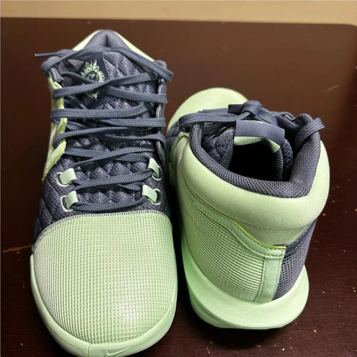 Nike shoes - Green 1