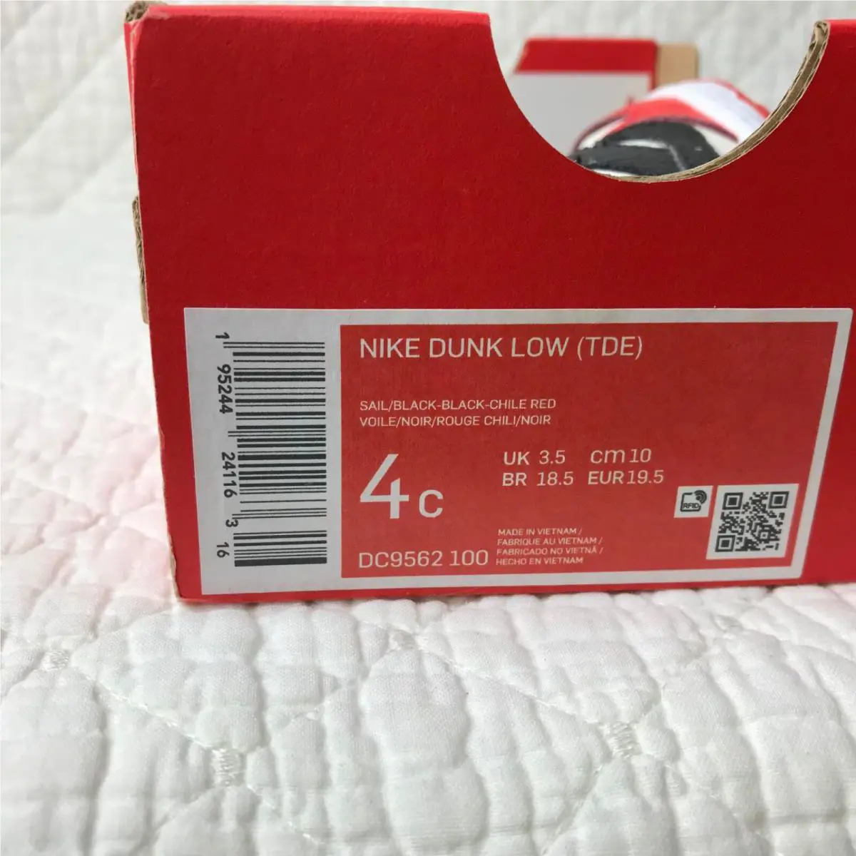 Nike shoes - DC9562-100 - DC9562-100 - Sail/Black-Chile Red 10