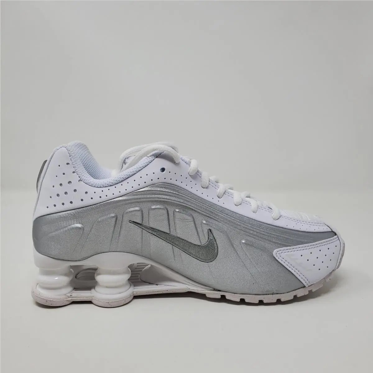 Nike shoes - Nike Shox R4 - Shox - White 4