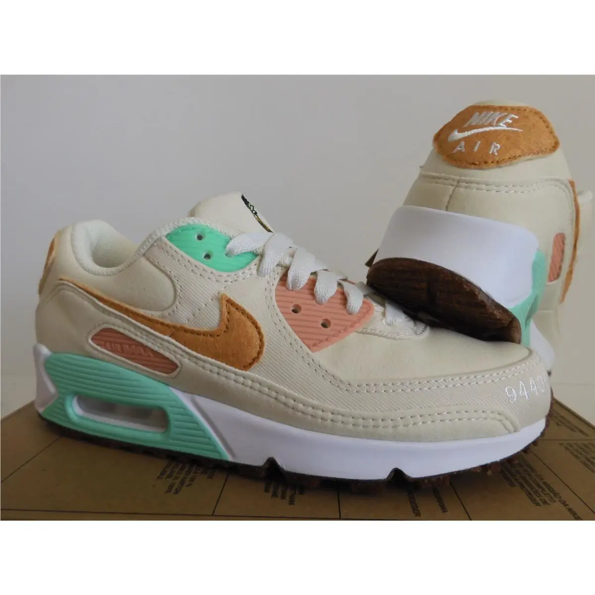 Nike shoes - Nike Air Max 90 LX - Brown (UPC: 194955940051) 0