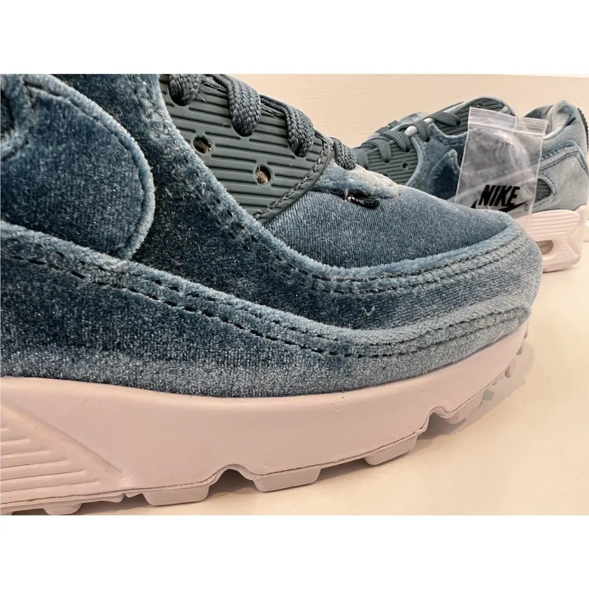 Nike shoes - Nike Air Max 90 - Air Max - DO2194-001 - Green (UPC: 0195242396551) 5