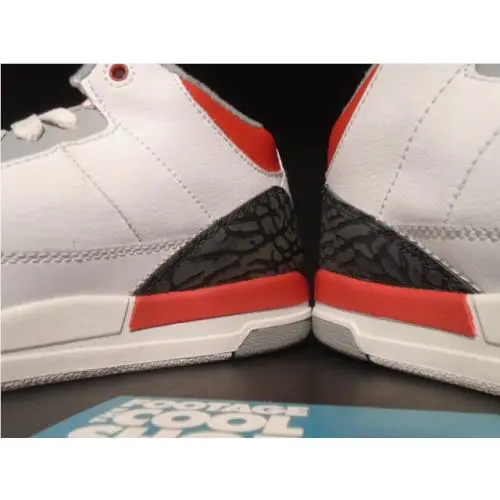 Nike shoes - Nike Air Jordan 3 Retro - White 1
