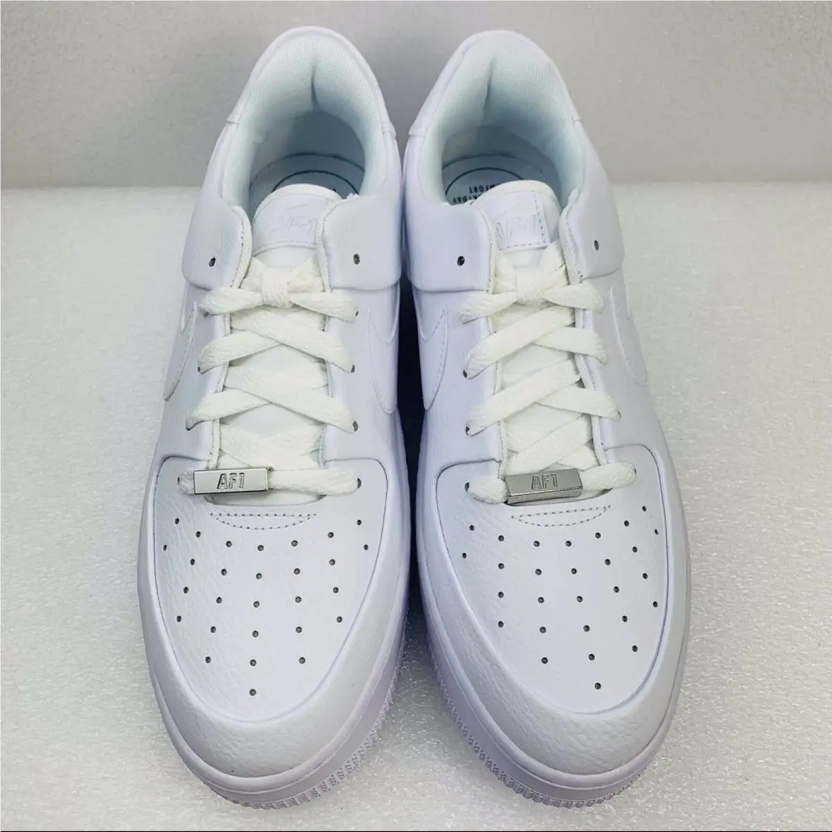 Nike shoes - White 0