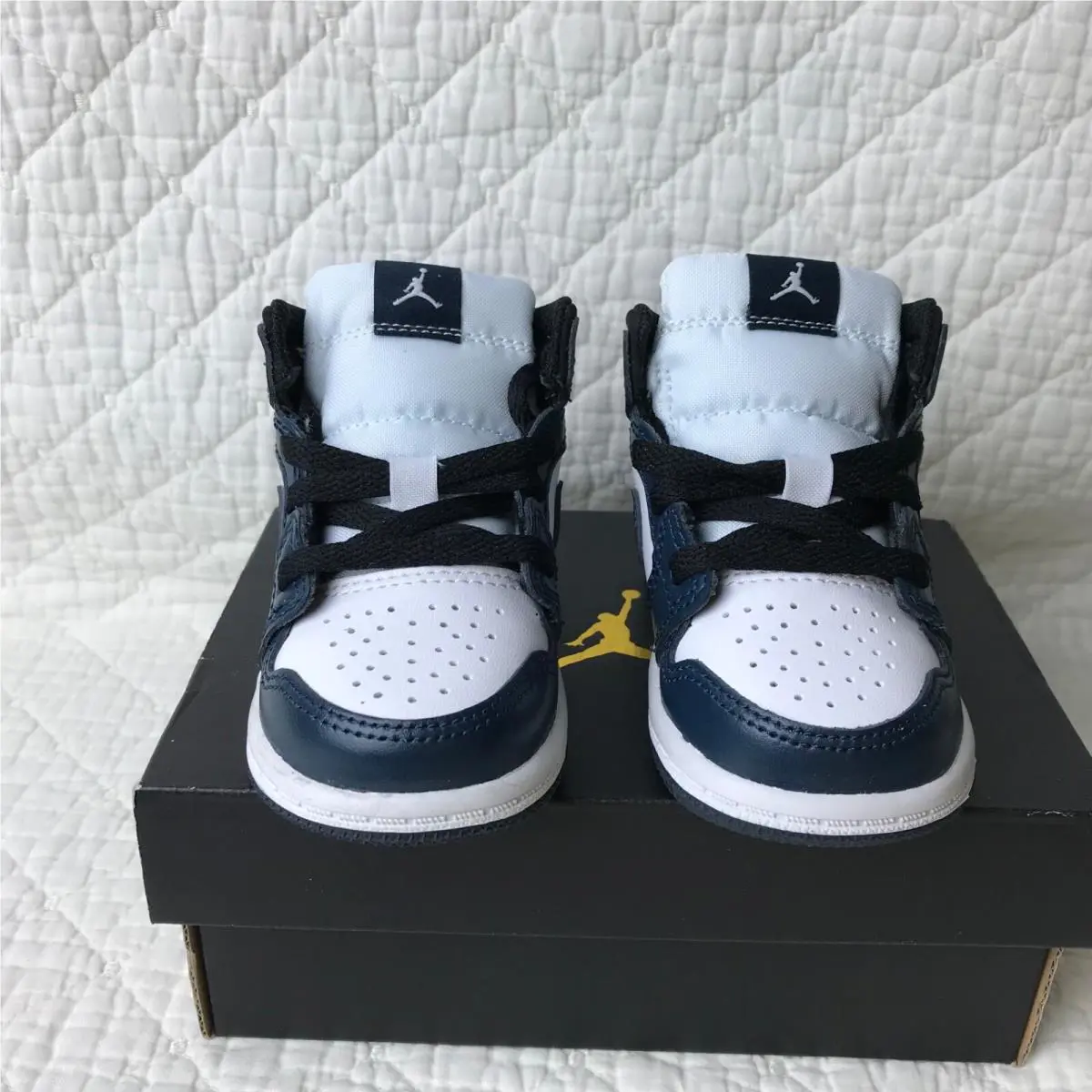 Nike shoes - Air Jordan 1 Mid - Air Mid - Armory Navy/White-Black 3