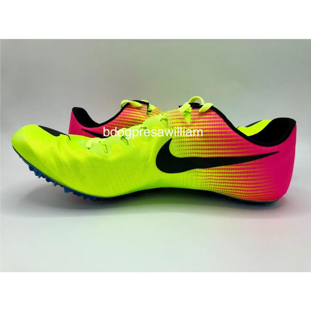 Nike shoes  - Multi-Color 3