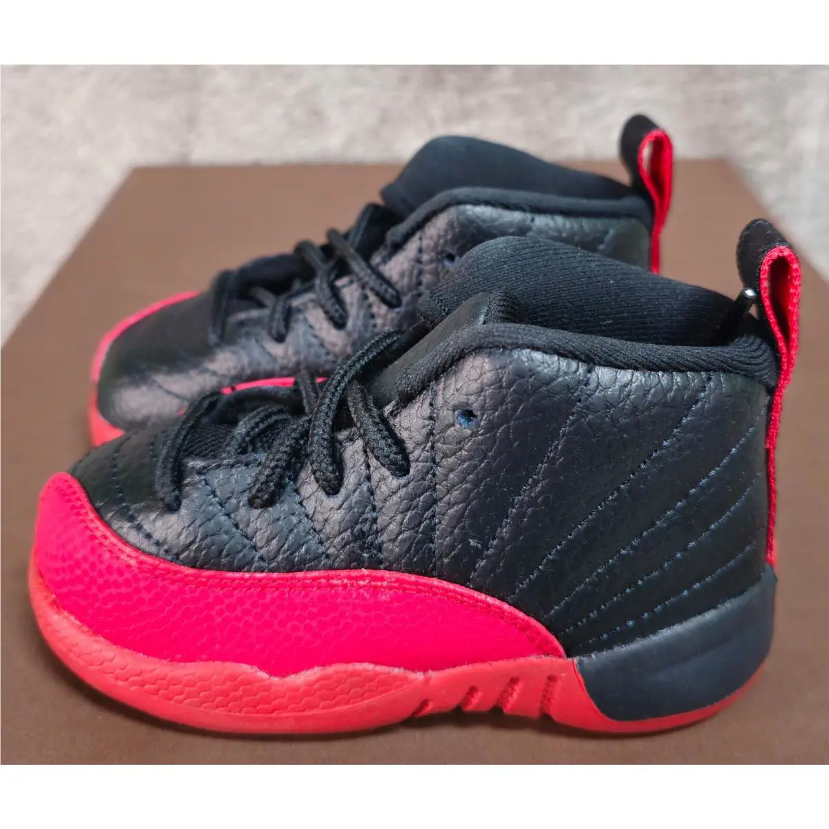Nike shoes - Air Jordan 12 - Air - 850000-002 - Black 5
