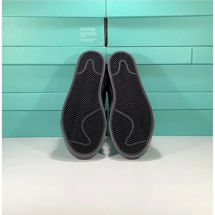 Nike shoes - Nike SB Stefan Janoski (GS) - 525104-022 - Black/Black-Thunder Grey (UPC: 0091205117785) 4
