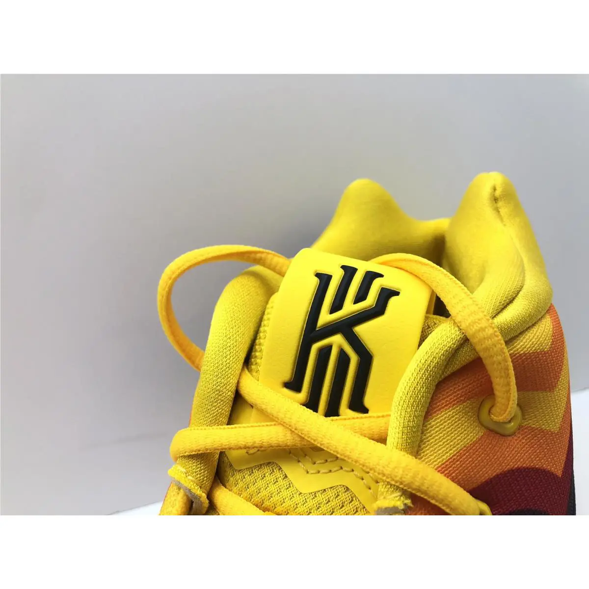 Nike shoes - Multi-Color 4