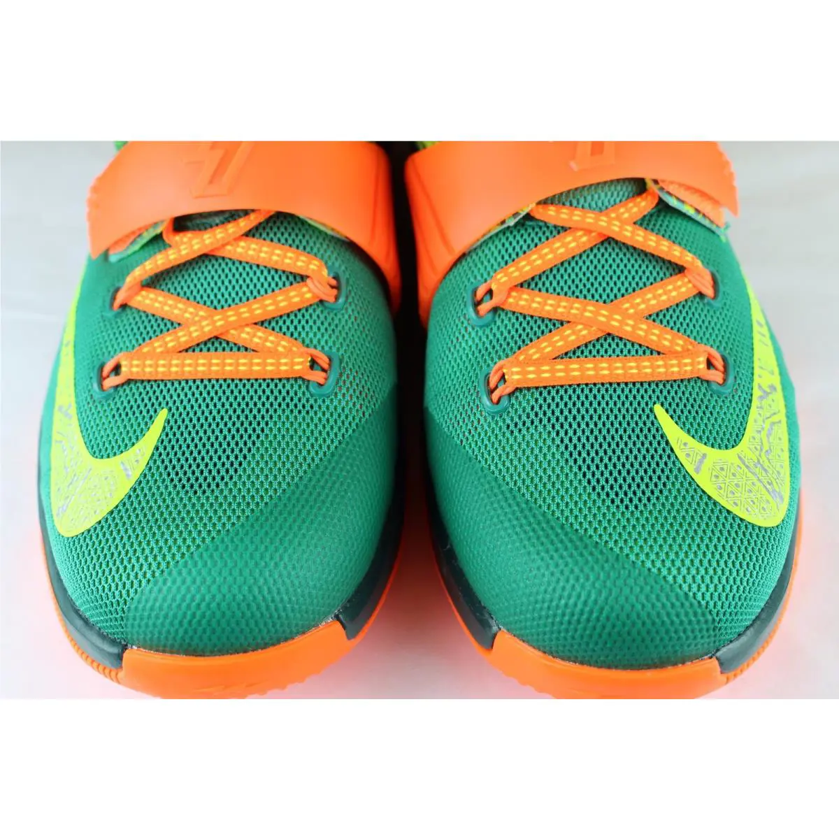 Nike shoes - Emerald Green/Metallic Silver (UPC: 886060067562) 6