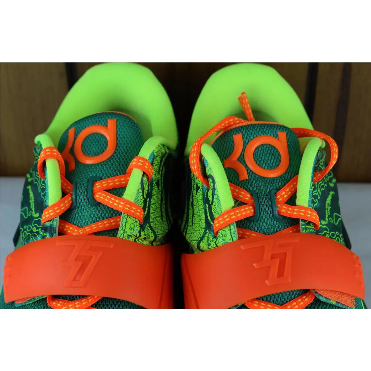 Nike shoes - Emerald Green/Metallic Silver (UPC: 886060067562) 7