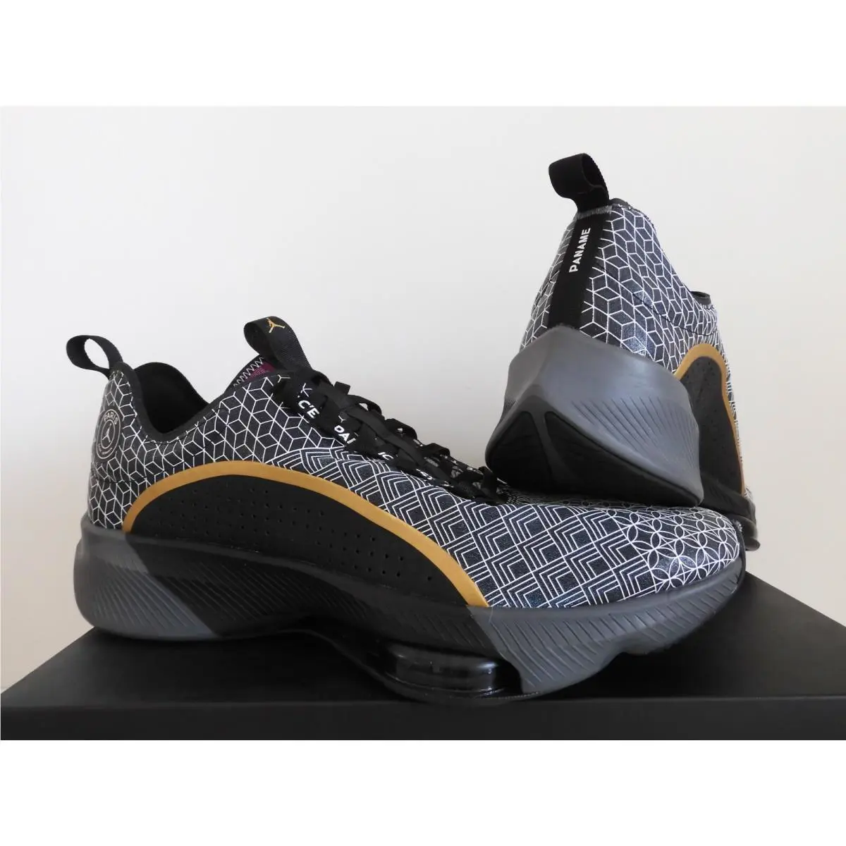 Nike shoes - Jordan Air Zoom Renegade - Air Zoom Renegade - Black (UPC: 194276155059) 0