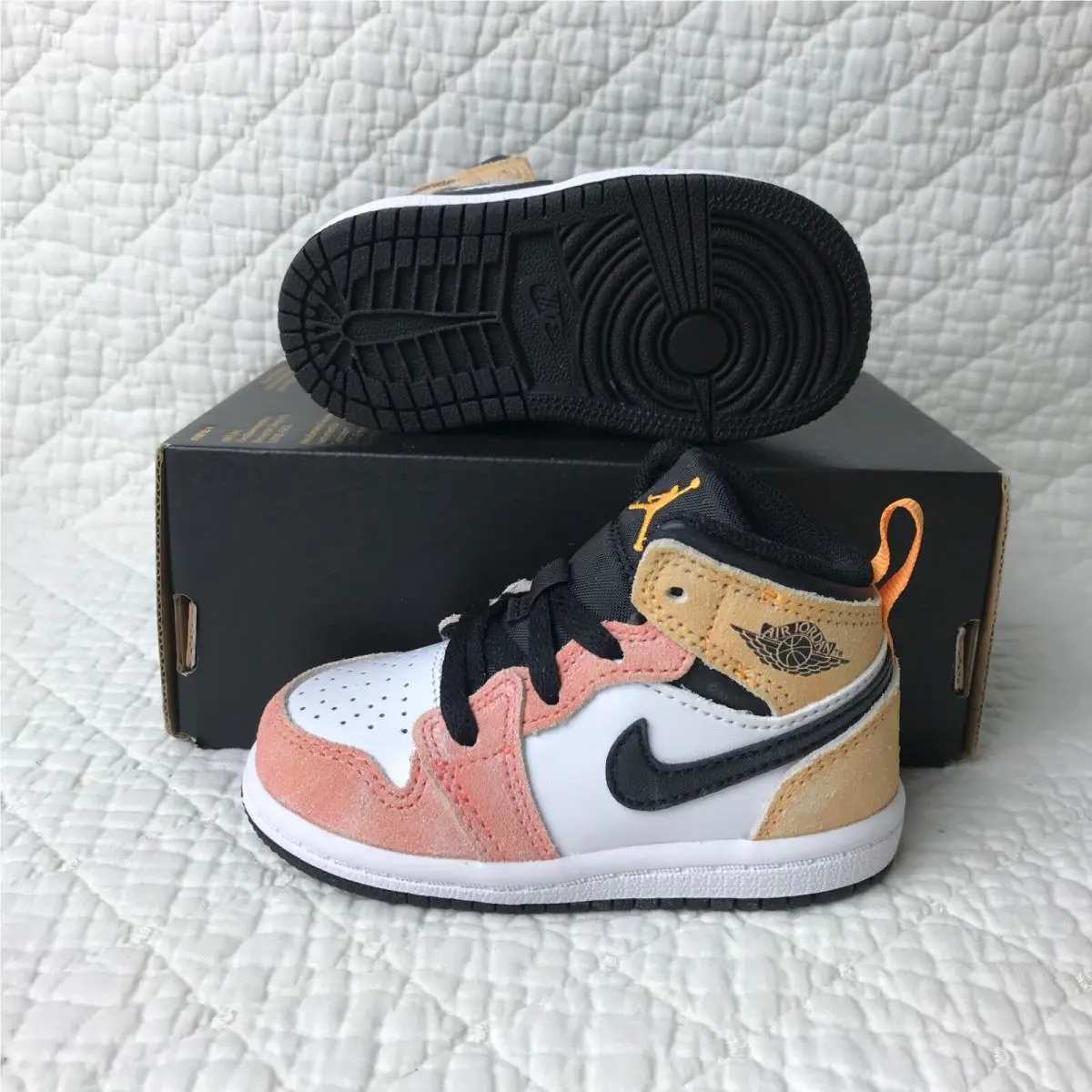 Nike shoes - DX4366-800 - DX4366-800 - Magic Ember/Sundial-White 2