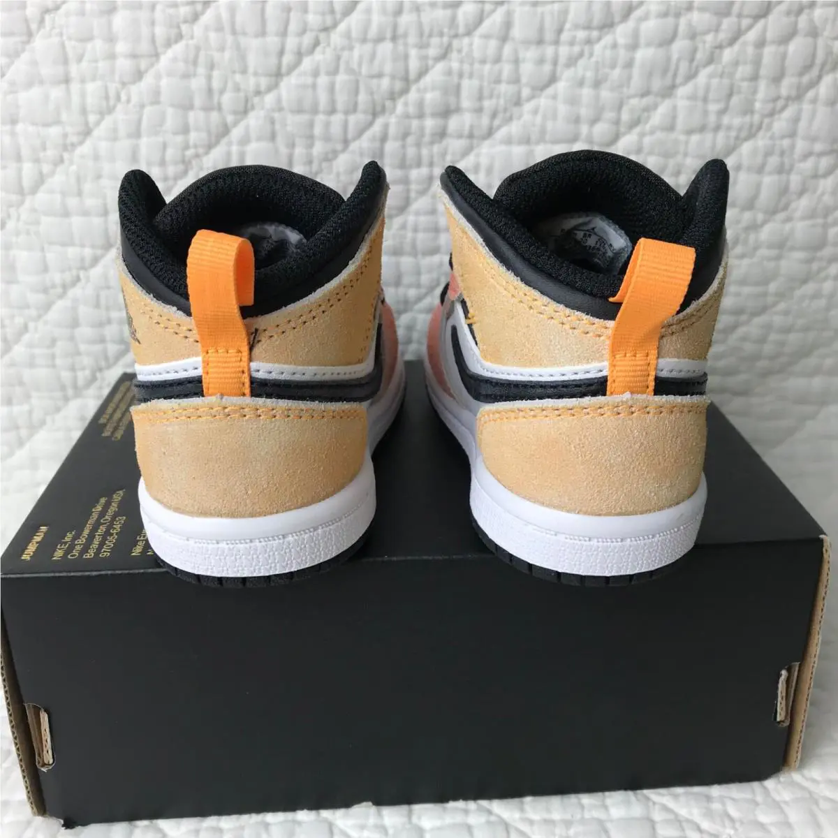 Nike shoes - DX4366-800 - DX4366-800 - Magic Ember/Sundial-White 4