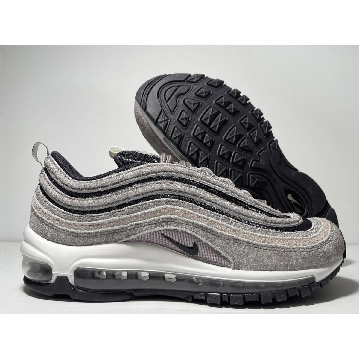 Nike By You ID Air Max 97 Suede Grey White DQ0132 992 Women’s Size 7.5 US