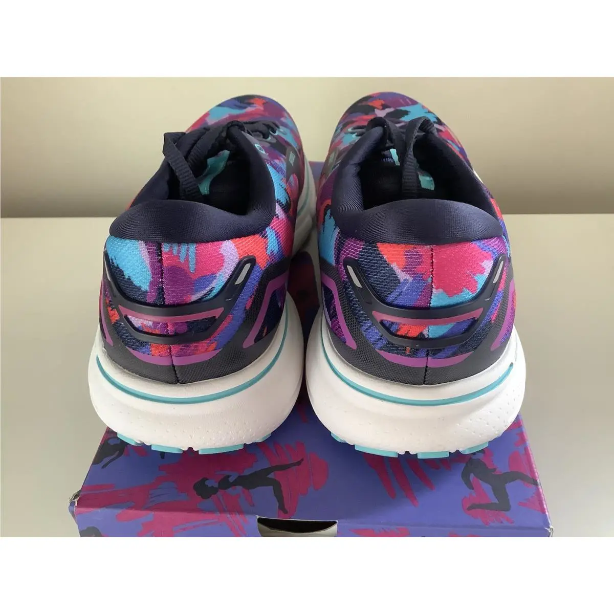Brooks shoes - Brooks Ghost - Ghost - Multicolor 0