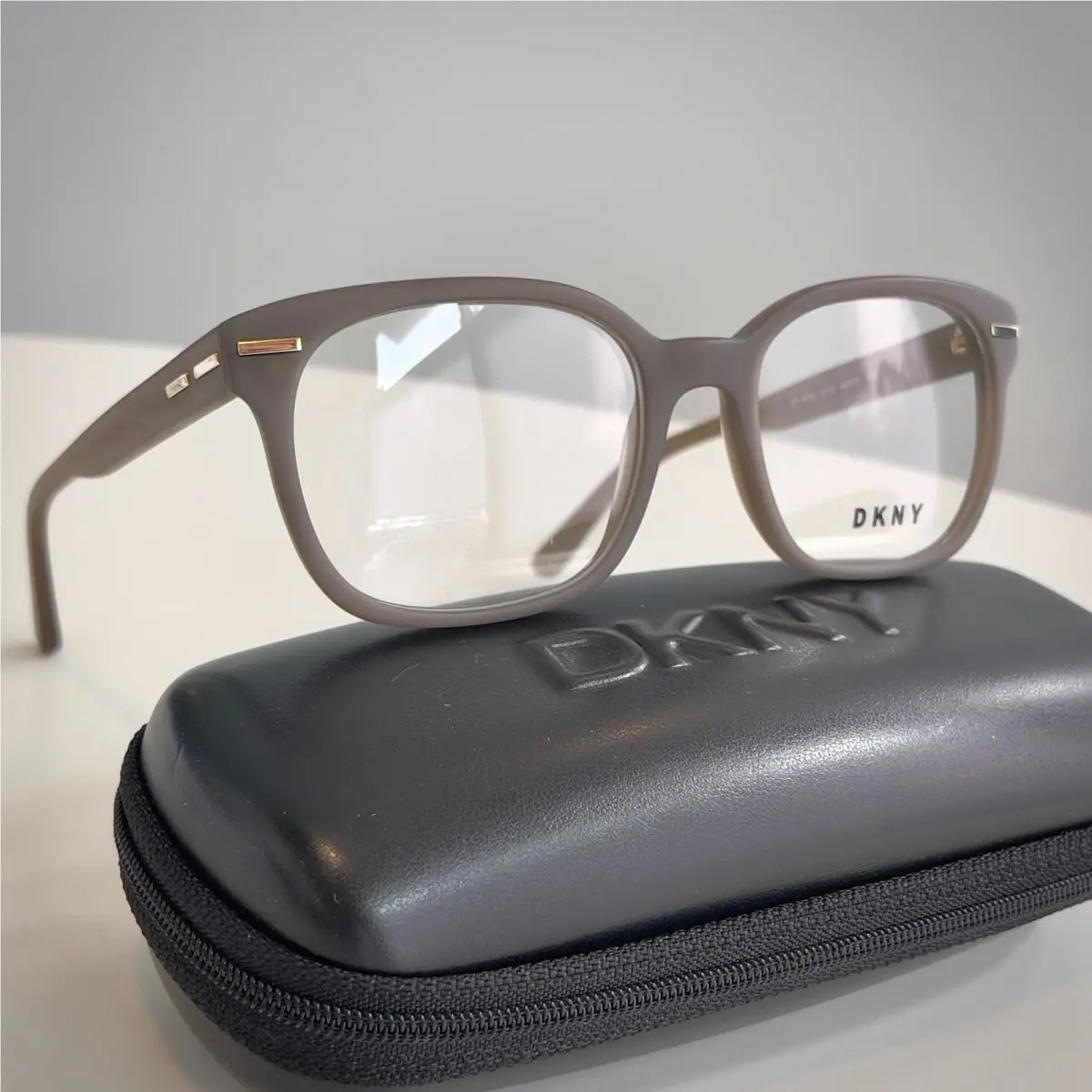 Dkny DY 4675 / 3712 Eyeglasses Frames 53-19-135mm Light Brown with Case