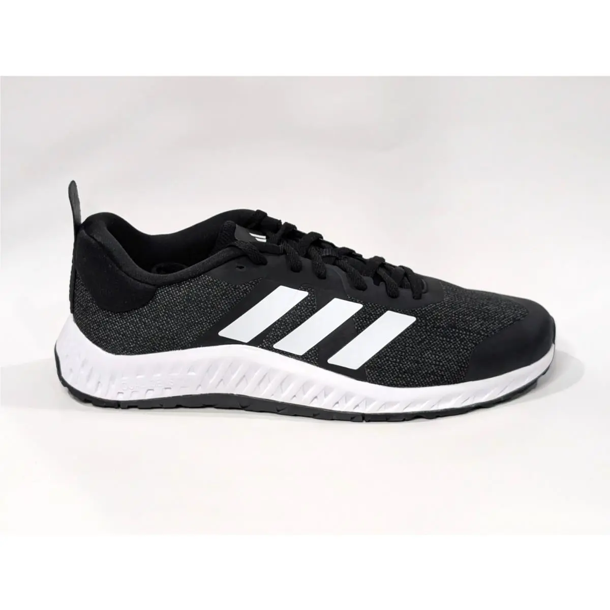 Adidas shoes - adidas Everyset Trainer - Everyset Trainer - ID4989 - Black/White 16
