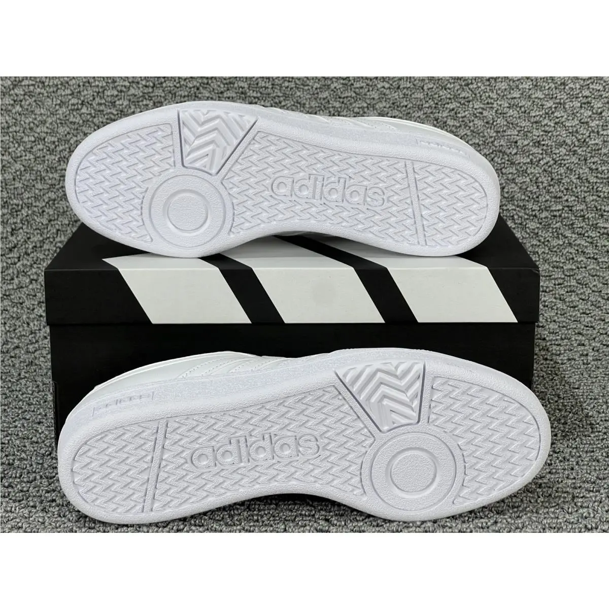 Adidas shoes - adidas Hoops - Hoops - JH6141 - White 11