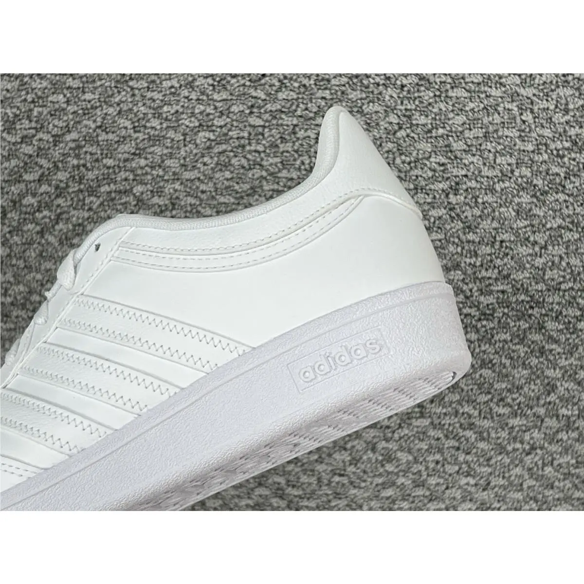 Adidas shoes - adidas Hoops - Hoops - JH6141 - White 12