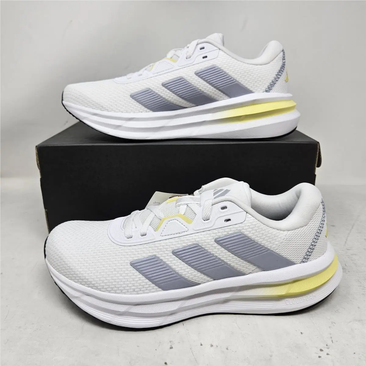 Adidas Galaxy 7 Cloudfoam Comfy White Running Shoes / JQ2605 / Women`s Size 8.5