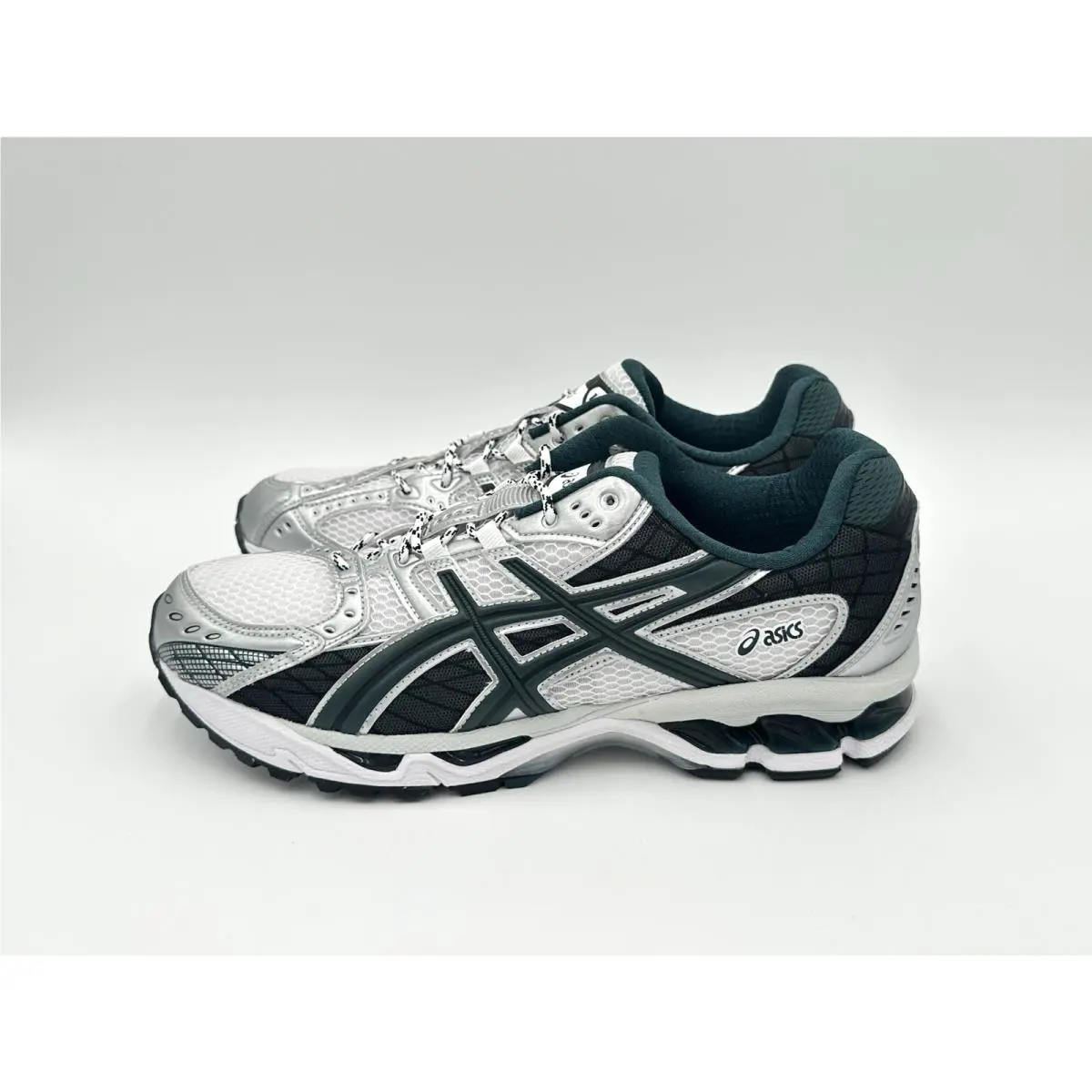 Asics Gel-nimbus 10.1 Men`s Size 11 White Saxon Green Running Shoes 1203A543-103
