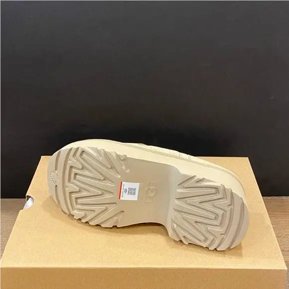 UGG shoes - New Height Sunwave - New Height Sunwave - Mustard Seed 2