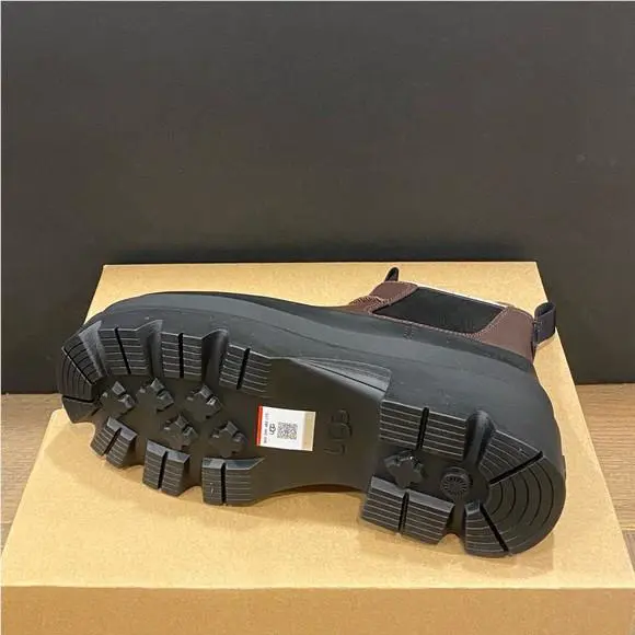 UGG shoes - Brisbane Chelsea - Brisbane Chelsea - Burnt Cedar 2