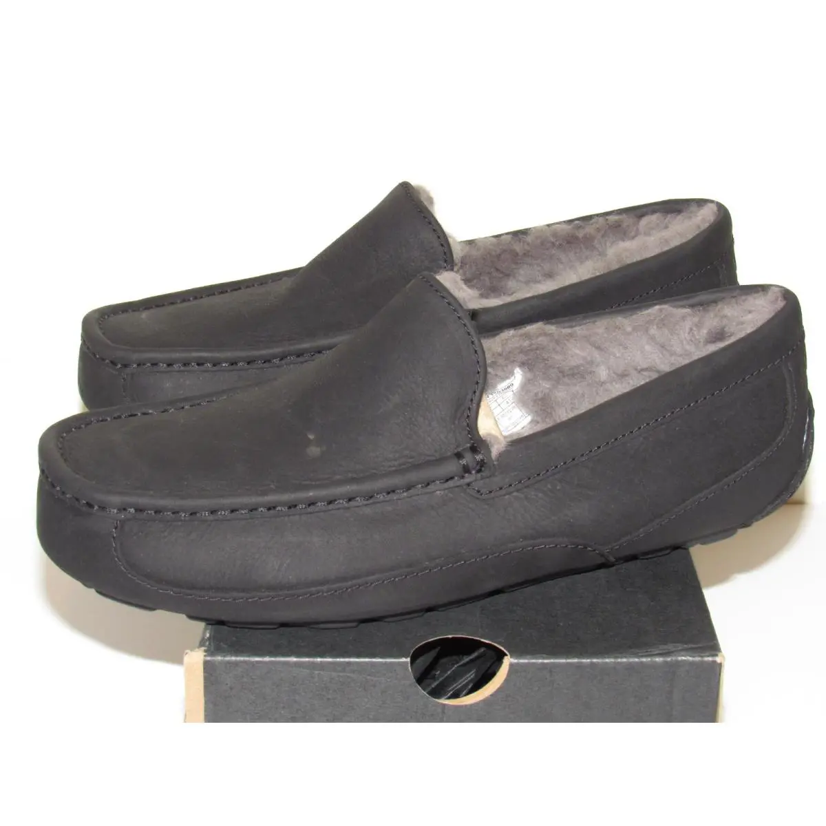 Ugg Mascot Mens 9 Black Loafers Slippers Leather Shearling Driving Shoes