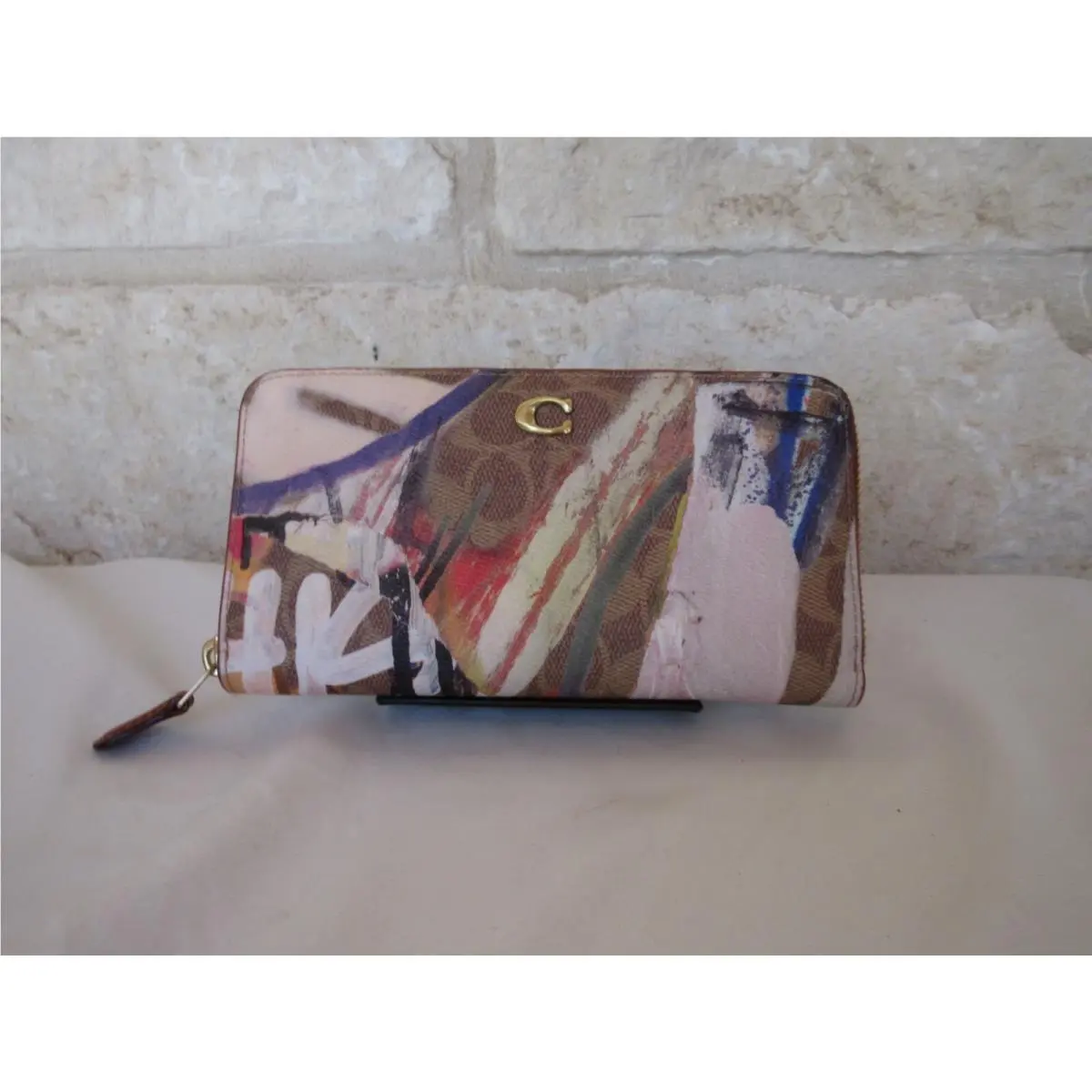 X Mint Serf Ivory/multi Graffiti Rogue 25 Individual or Bag+wallet Wallet only Accordion Zip Graffiti Tan Rust Multi by Coach