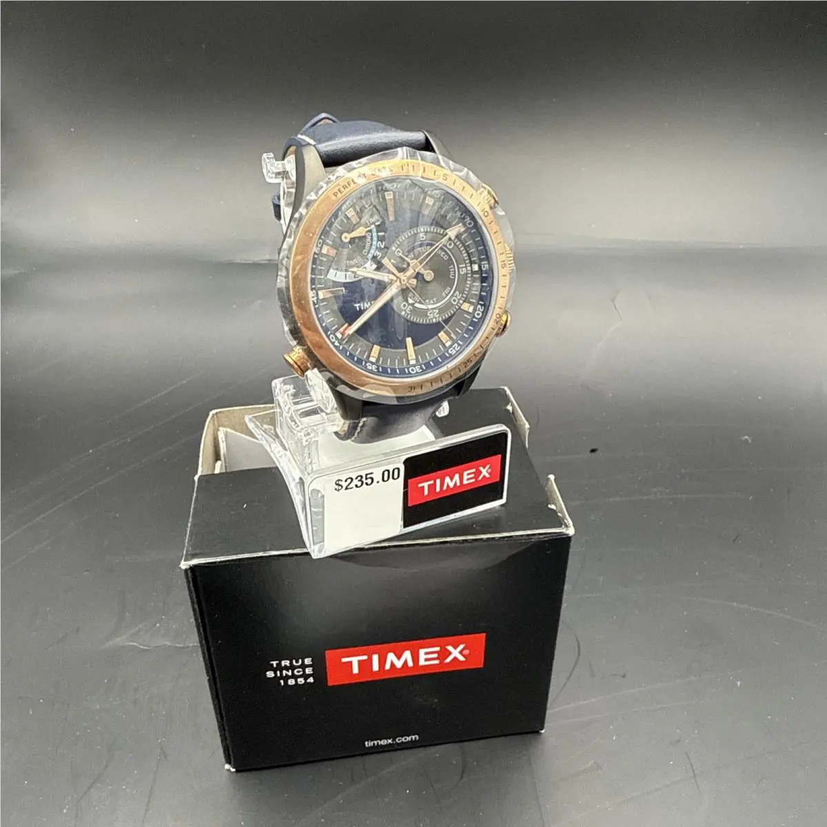 Intelligent Quartz Chonograph W2P72700 by Timex