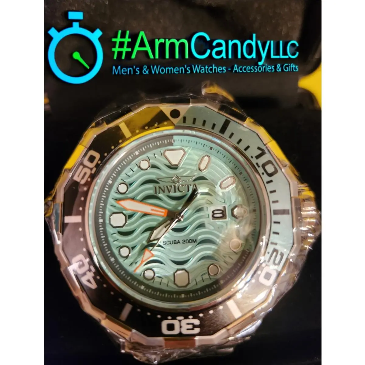 Invicta 52mm Pro Diver Teal Dial with Silver Case/bracelet