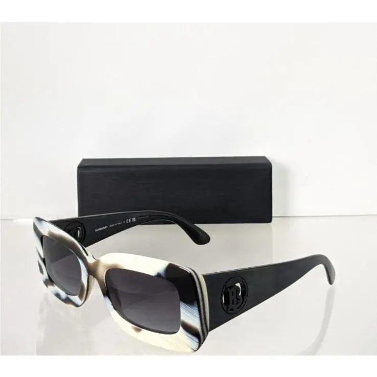 Burberry BE 4343 Sunglasses 3939/8G Black Horn 52mm