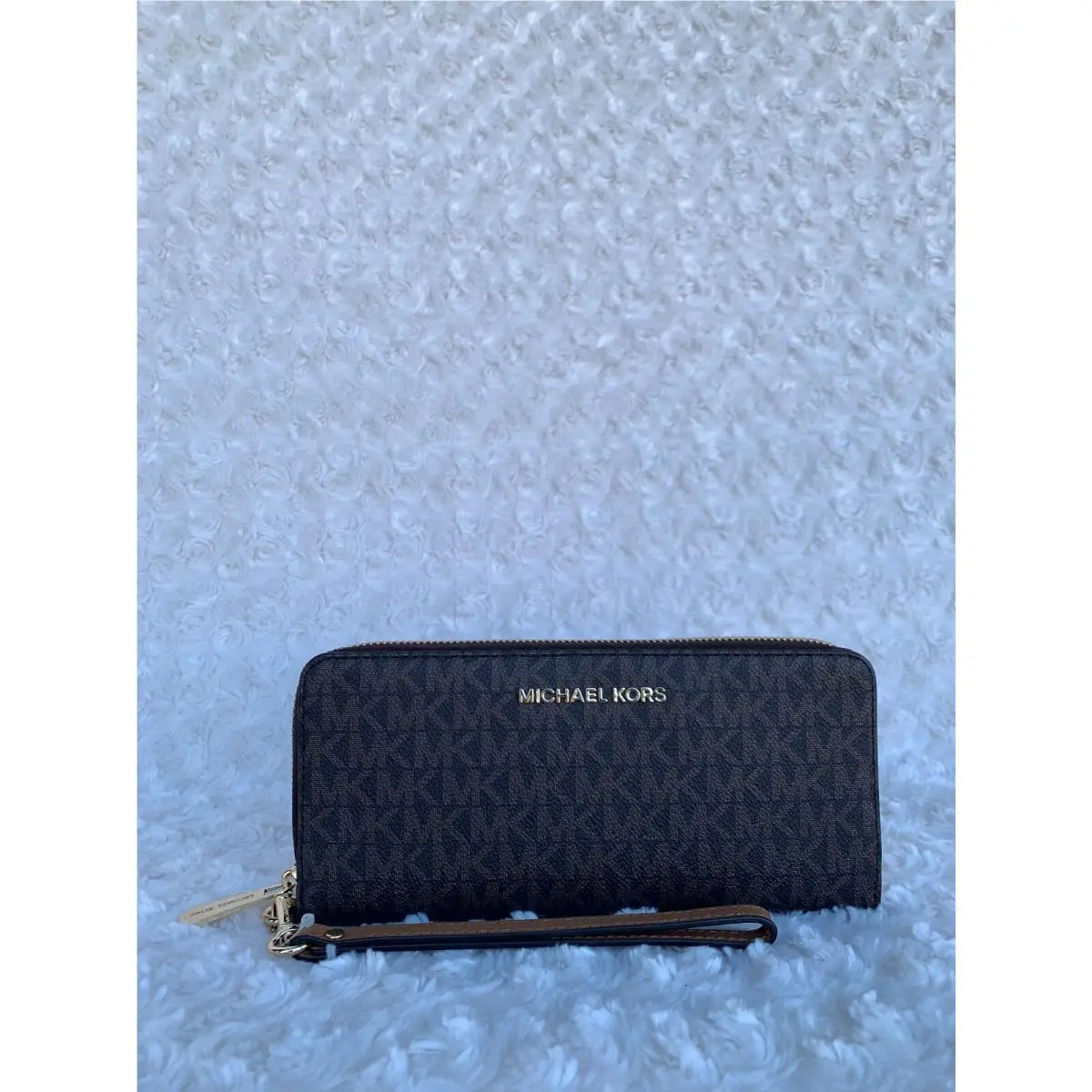 Michael Kors Jet Set Travel Continental Wristlet/wallet
