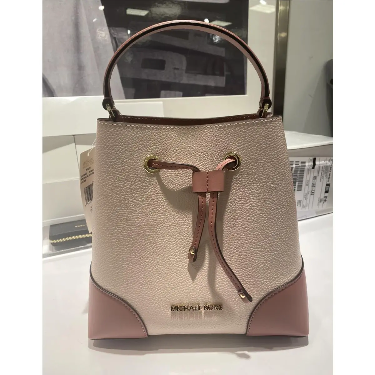 Michael Kors Mercer MD Drawstring Bucket Messenger - Powderblush Multi