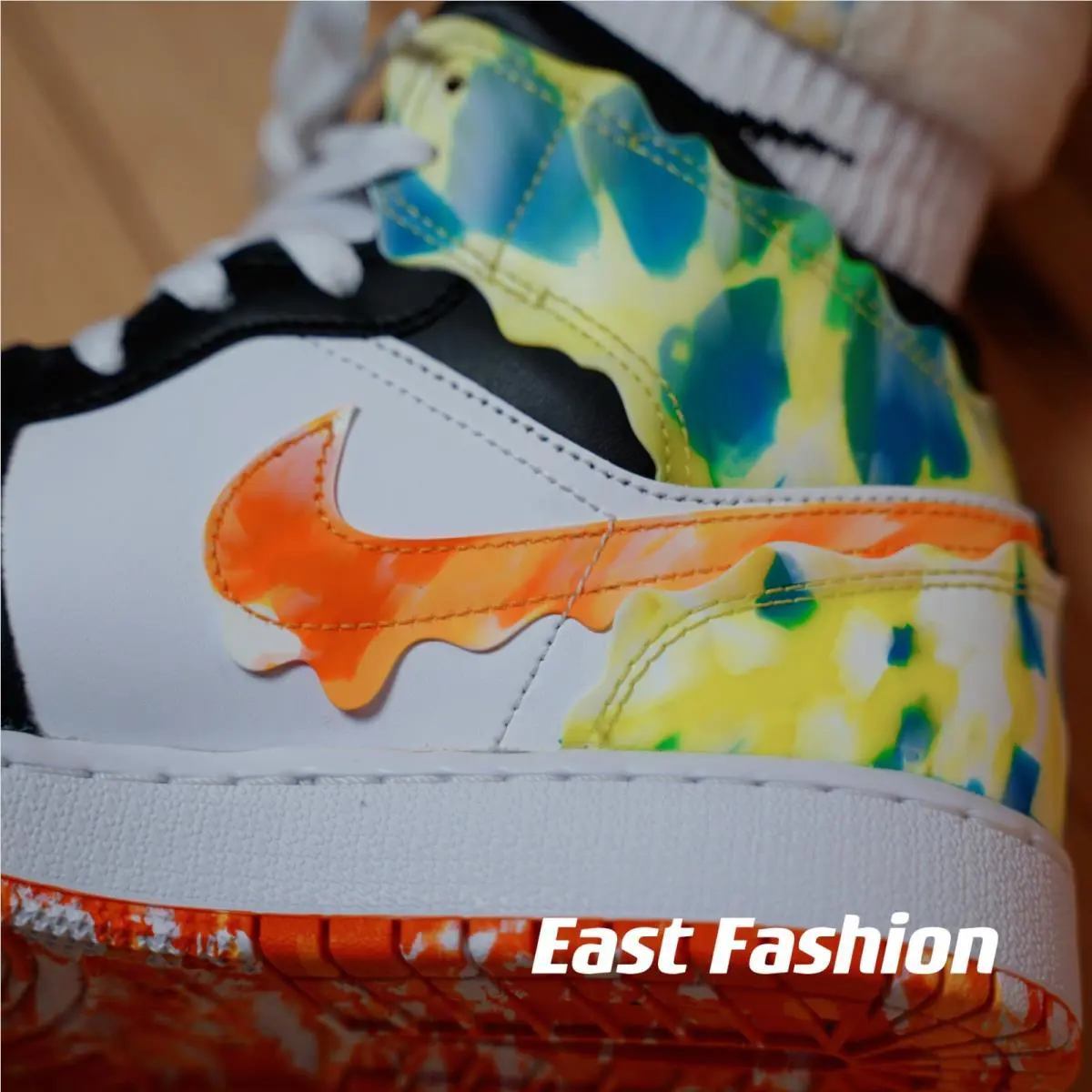 Nike shoes - Air Jordan 1 Mid SE - Multicolor 3
