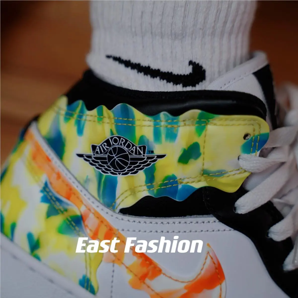 Nike shoes - Air Jordan 1 Mid SE - Multicolor 4