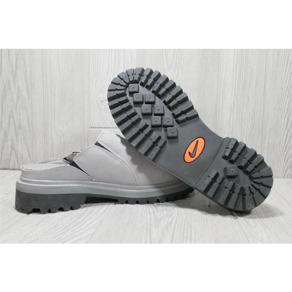 Nike shoes - grey 11