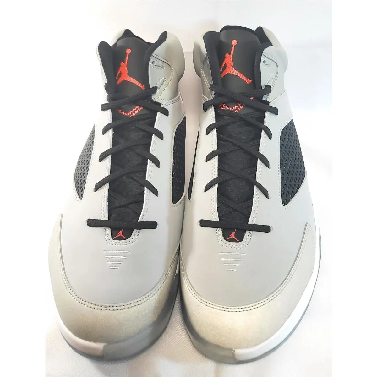 Nike shoes - Air Jordan Flight Remix - Air Flight Remix - 679680 060 - Gray, Manufacturer: Wolf Grey 2