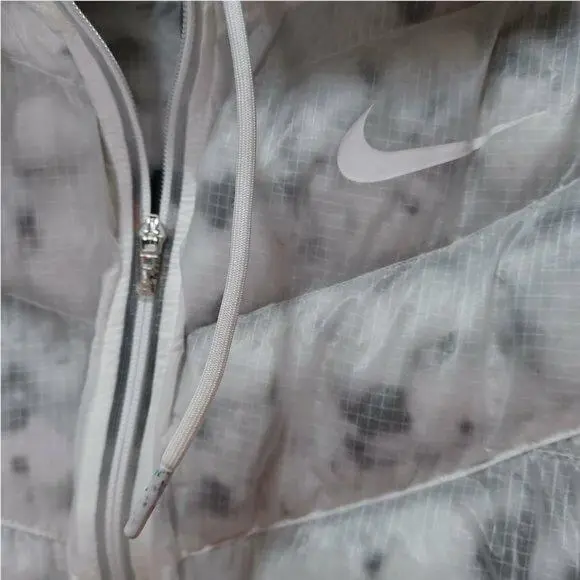 Nike clothing - Nike Sportswear Synthetic Fill EcoDown Jacket - CZ1907-121 - White 17