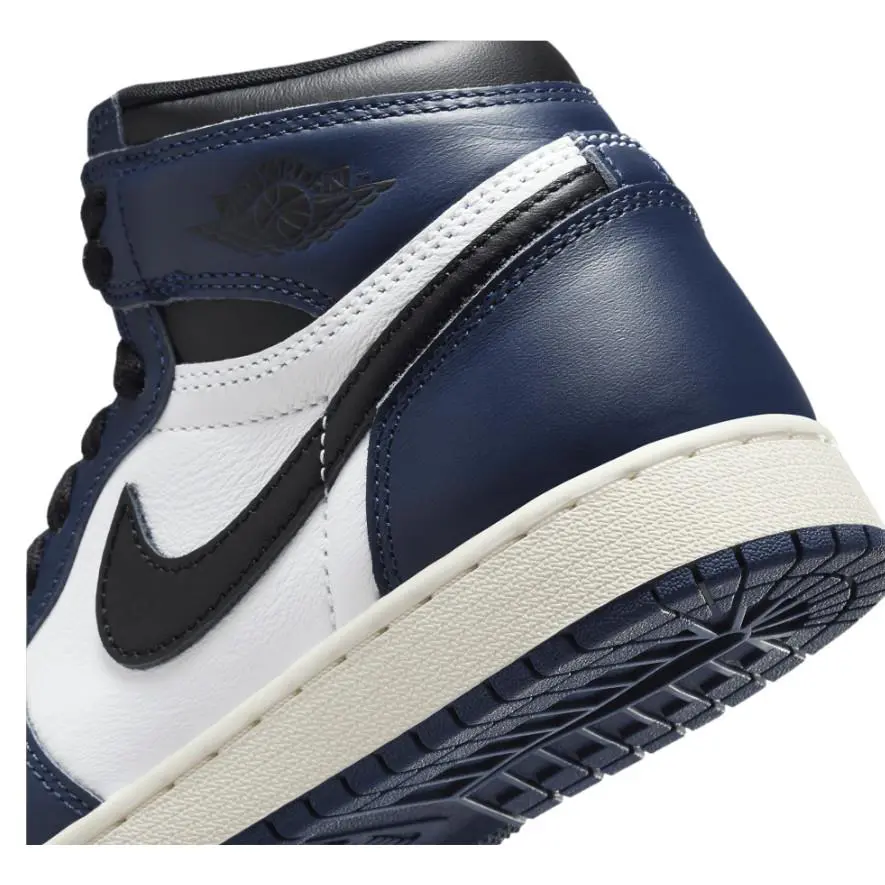 Nike shoes - Midnight Navy/White/Black 4