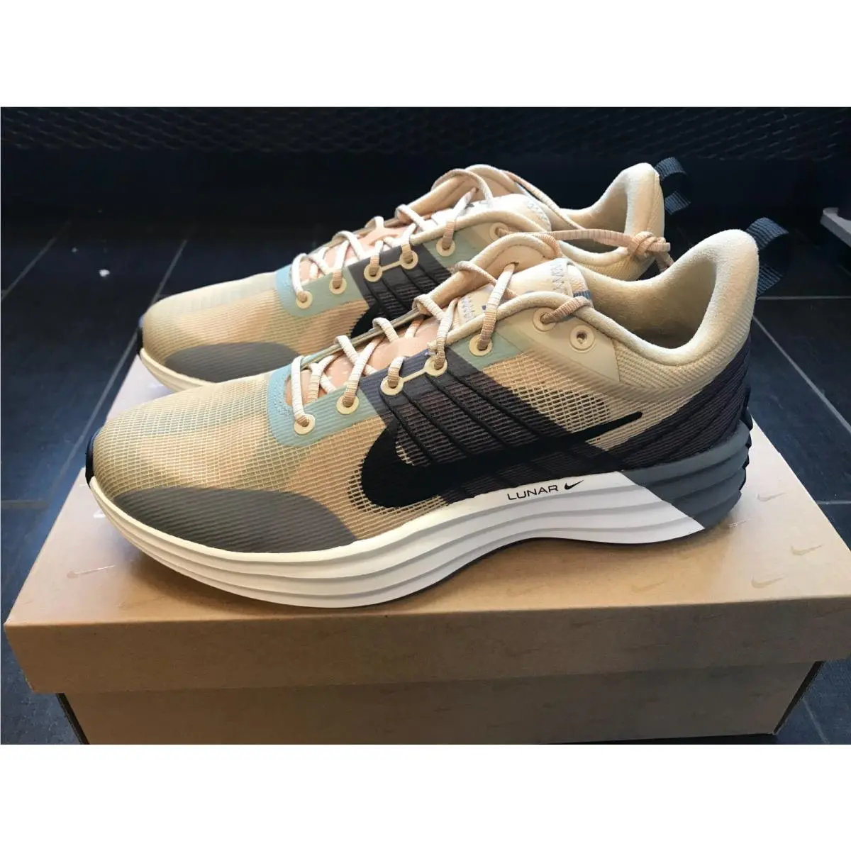 Nike shoes - Nike Lunar Roam - Lunar Roam - DV2440-201 - Brown 4