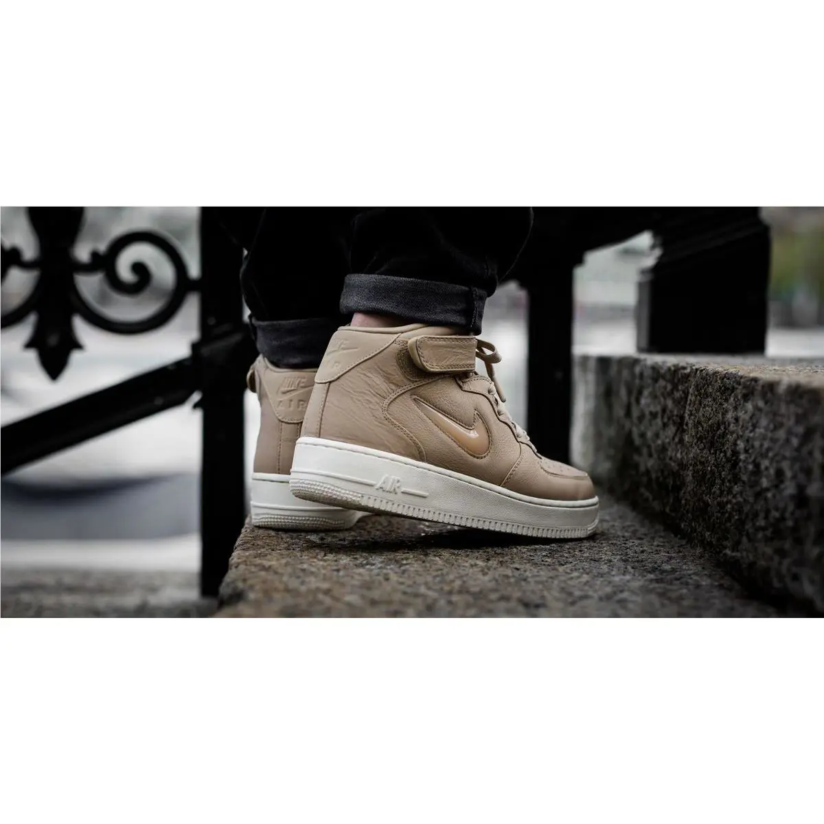 Nike shoes - Nike Air Force 1 Premium - 941913-200 - Brown 7
