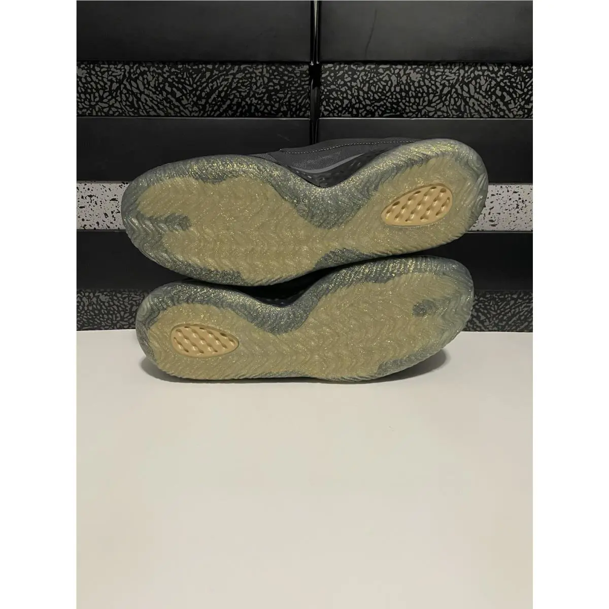 Nike shoes - Nike KD Trey 5 VII - AT1200-003 - Dark Grey/Metallic Gold-Black 3
