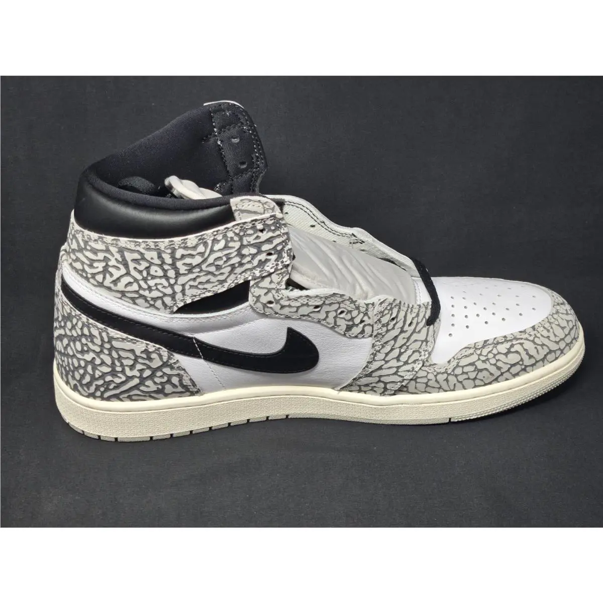 Nike shoes - Nike Air Jordan 1 - Air - DZ5485-052 - Gray 3