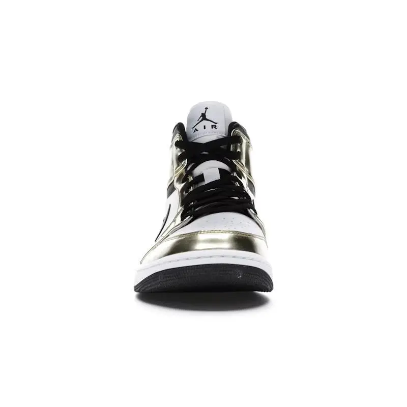 Nike shoes - Metallic Gold / Black / White 5