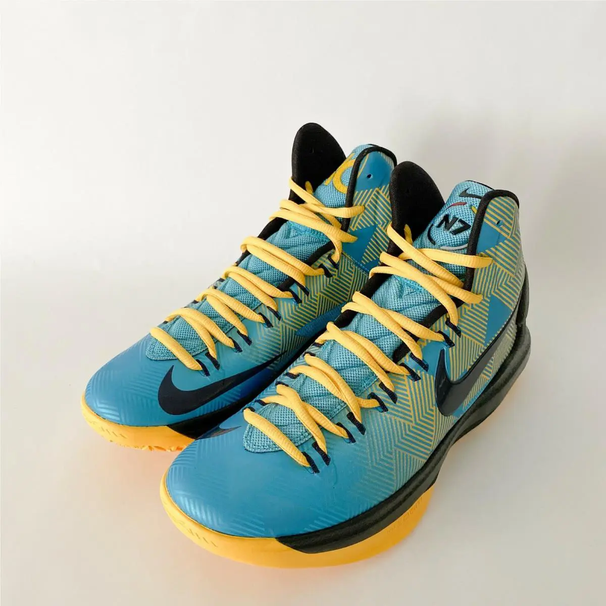 Nike shoes - Multicolor 3