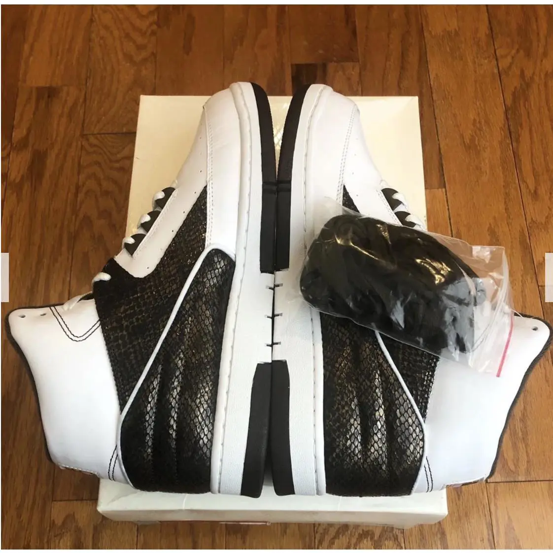 Nike shoes - Nike Air Python - Air Python - 632631-112 - White 3