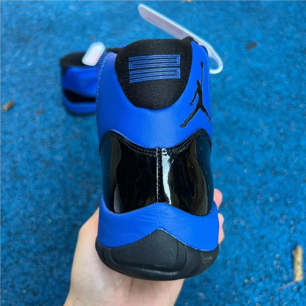 Nike shoes - Air Jordan 11 - Air - Blue Black 2