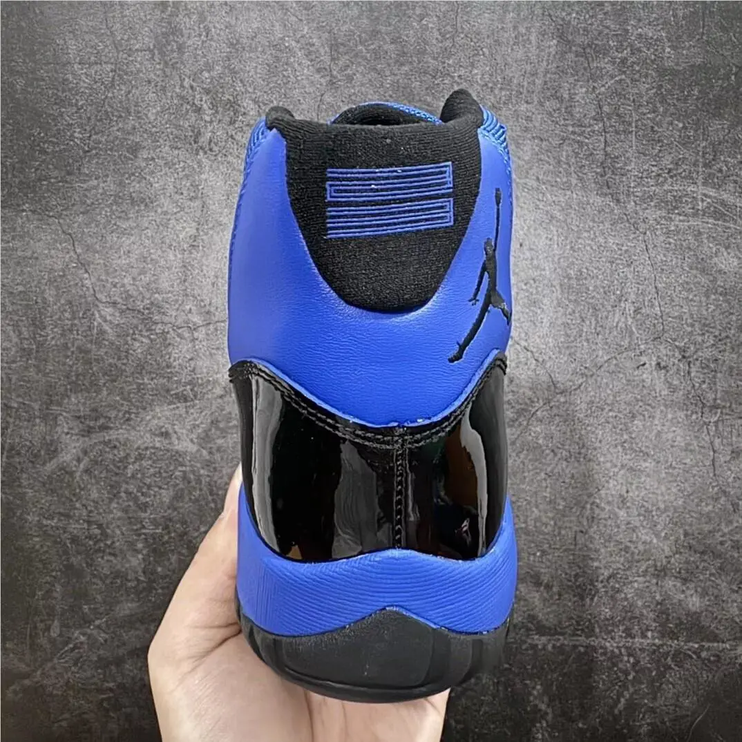 Nike shoes - Air Jordan 11 - Air - Blue Black 7