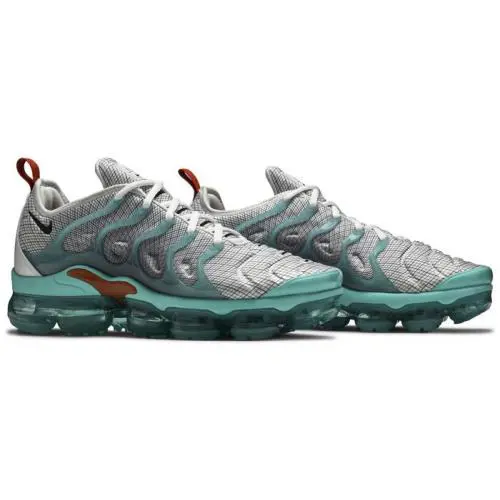 Nike shoes - Nike Air Vapormax Plus - Air Vapormax Plus - White/Black/Aurora Green/Cosmic Clay 6